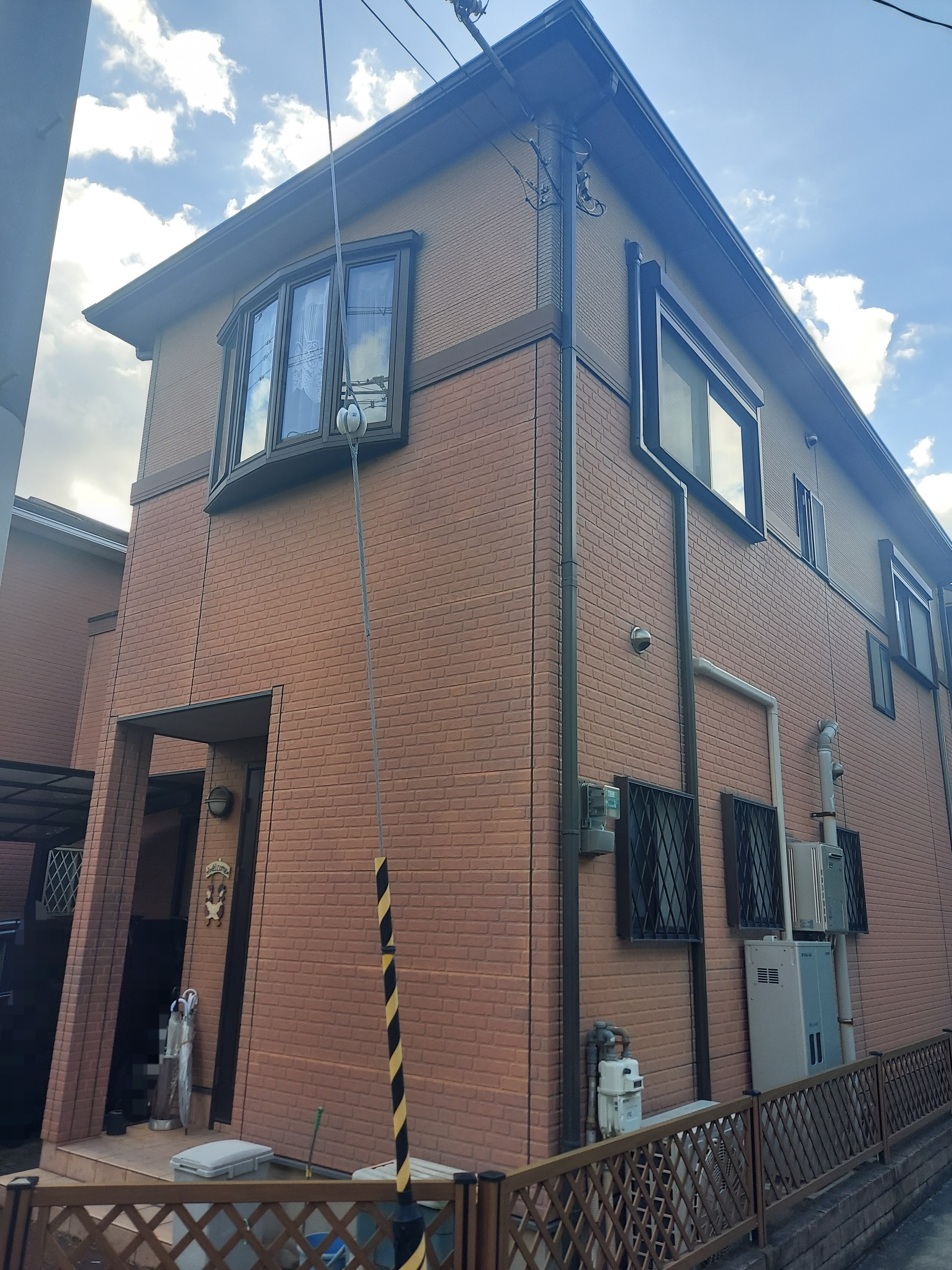 R6 12/27 高石市 S様邸 壁/WBアート　WB3281 サブ/WB2285　屋根/クールくん ビーバーブラウン