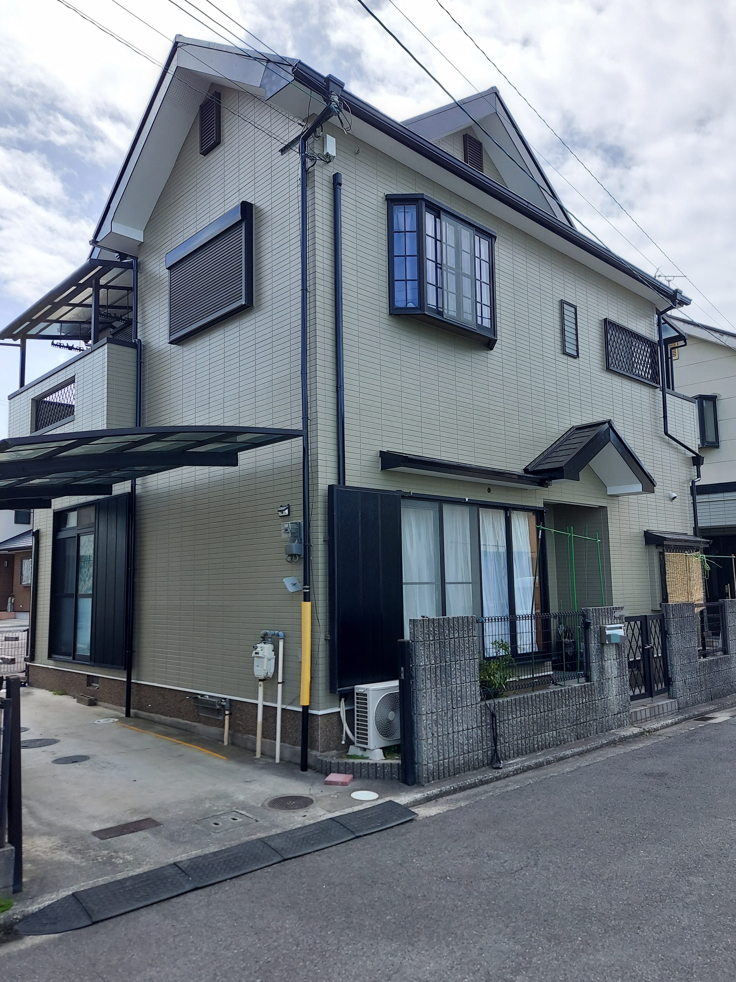R6 4/16 岸和田市　U様邸　壁SSF/JPN-03　屋根クールくん　A-233