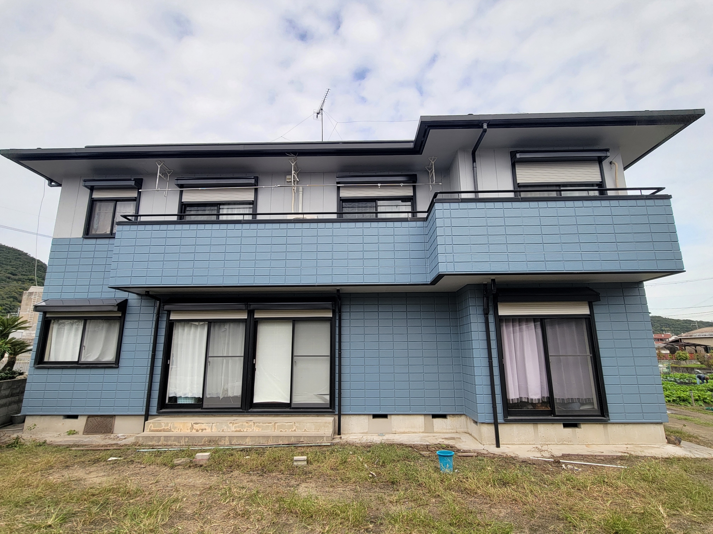 R6年 11/2 和歌山市 K様邸　壁:SSF 1F/STL-05　2F/STL-03　屋根クールくん/オリオールグリーン