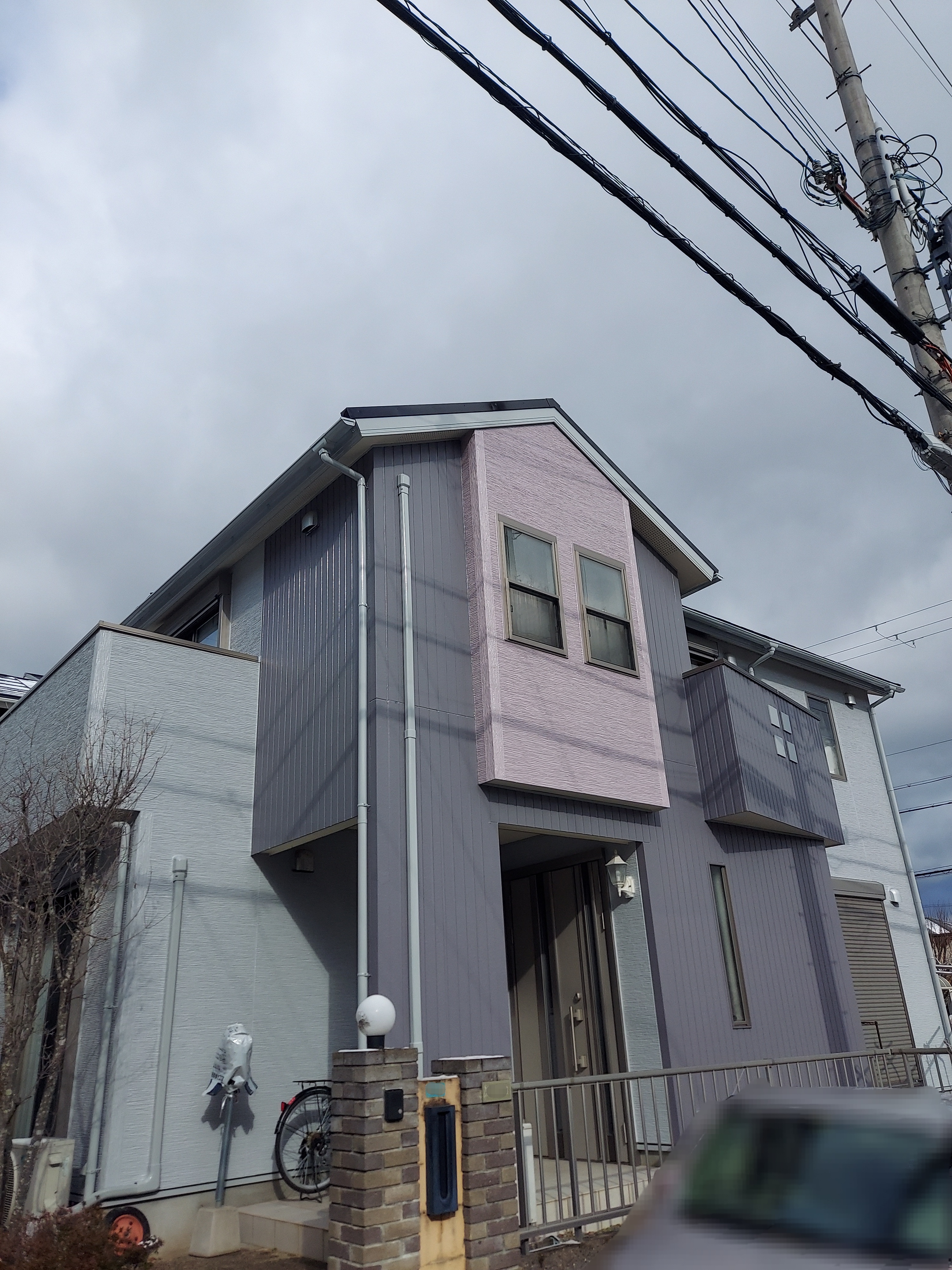 R7 2/8 橋本市　M様邸　壁/スーパーセランSTL-03/ELG-05/ELG-06 屋根/クールくん　クロウブラック